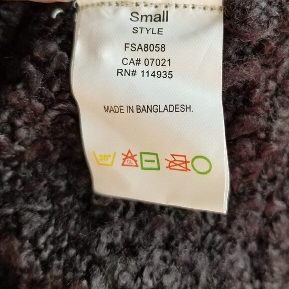 NEW Francesca's Alya Black Hooded Pullover Teddy Textured Sweater Size Small - Picture 6 of 8